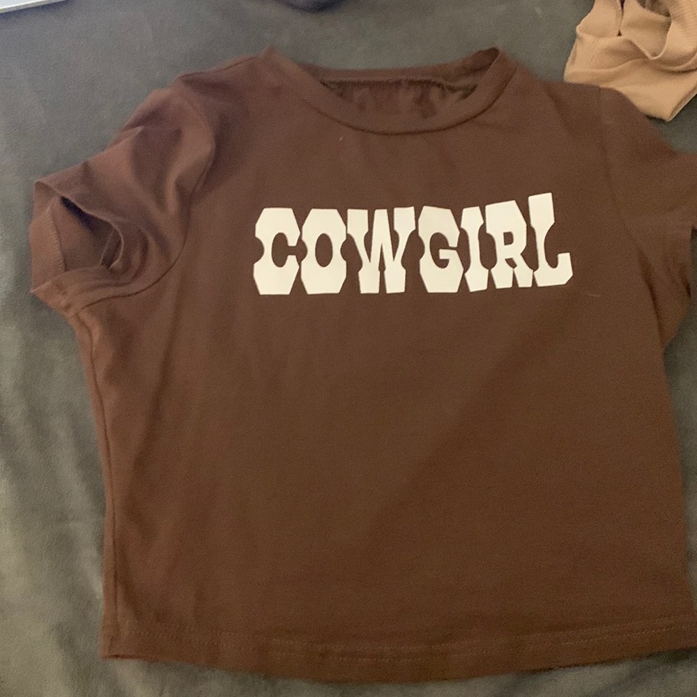 5 pack of brown shirts or if you want separate just comment